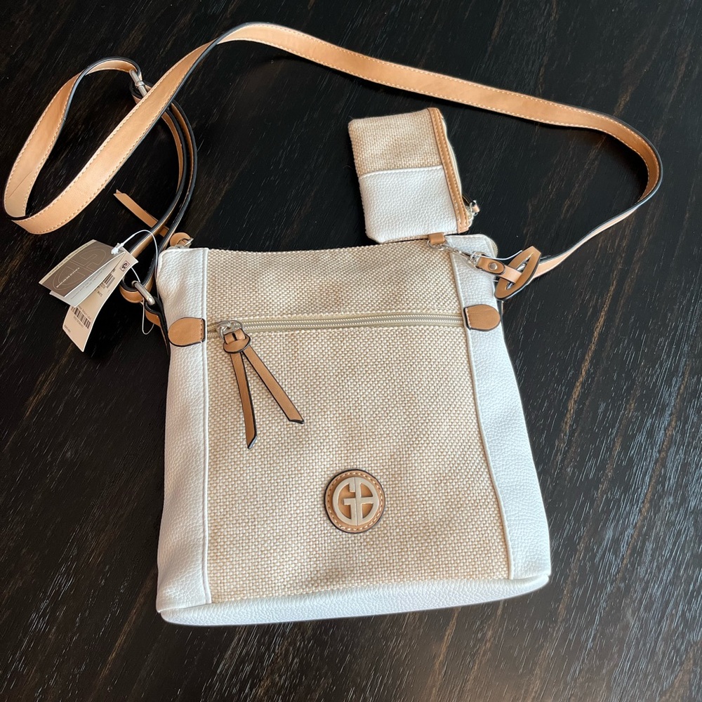Giani Bernini crossbody bag